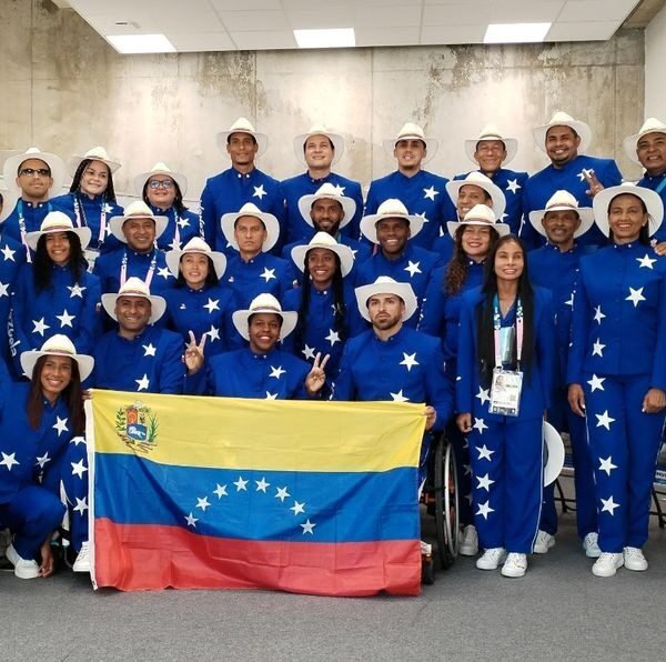 Venezuela hizo su entrada en la inauguración de los Juegos Paralímpicos de París 2024